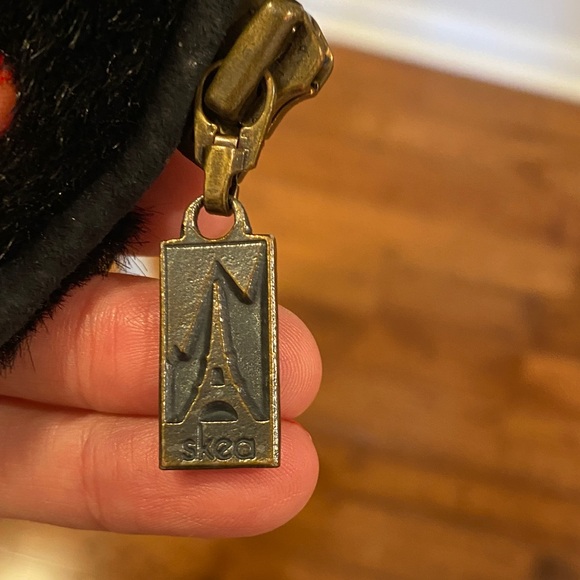 Elegant Faux Fur Black Teddy Jacket for Women - Picture 4 of 13